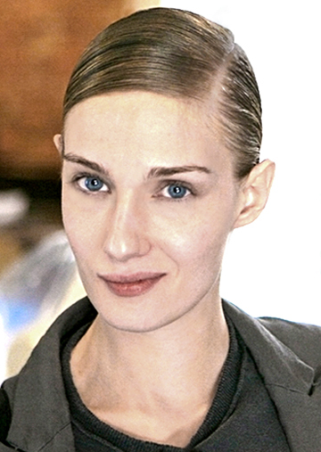 Eva Riccobono.jpg